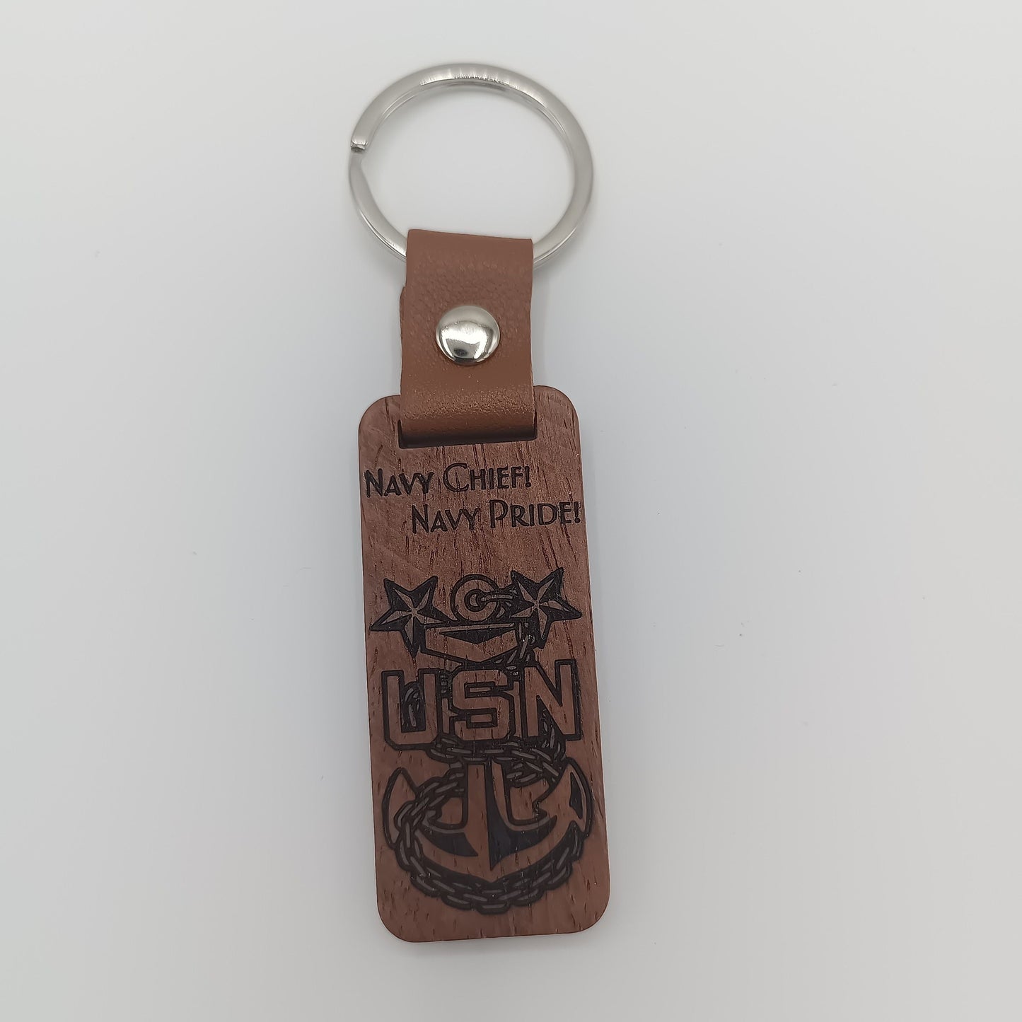 Wooden keychain MC red tone