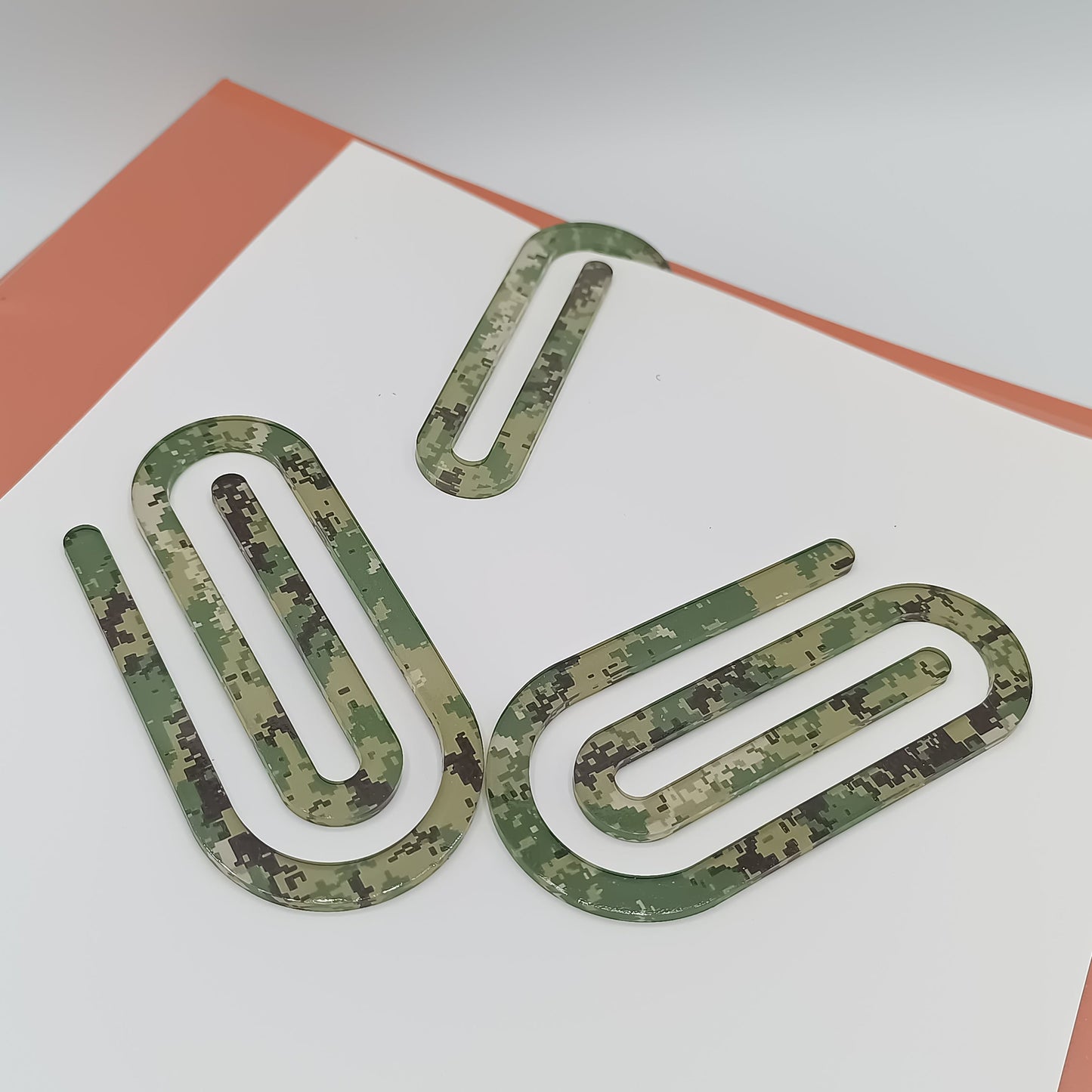 Giant Paper Clips - Green digi camo