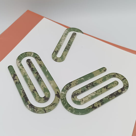Giant Paper Clips - Green digi camo